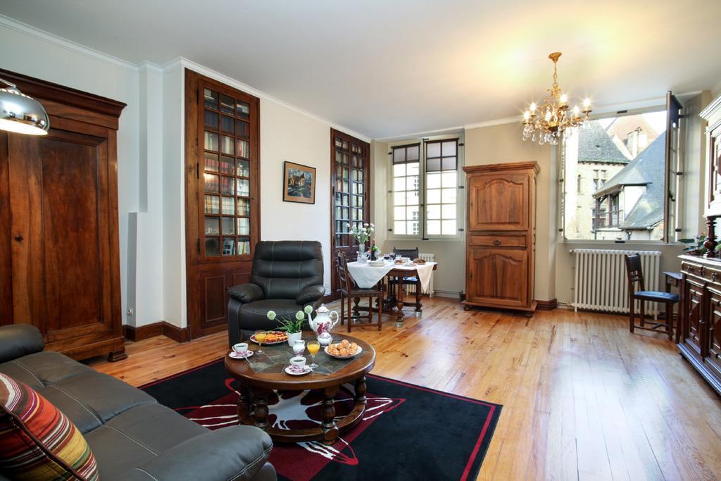 In Sarlat Luxury Rentals, Medieval Center - Maison Fenelon Eksteriør bilde